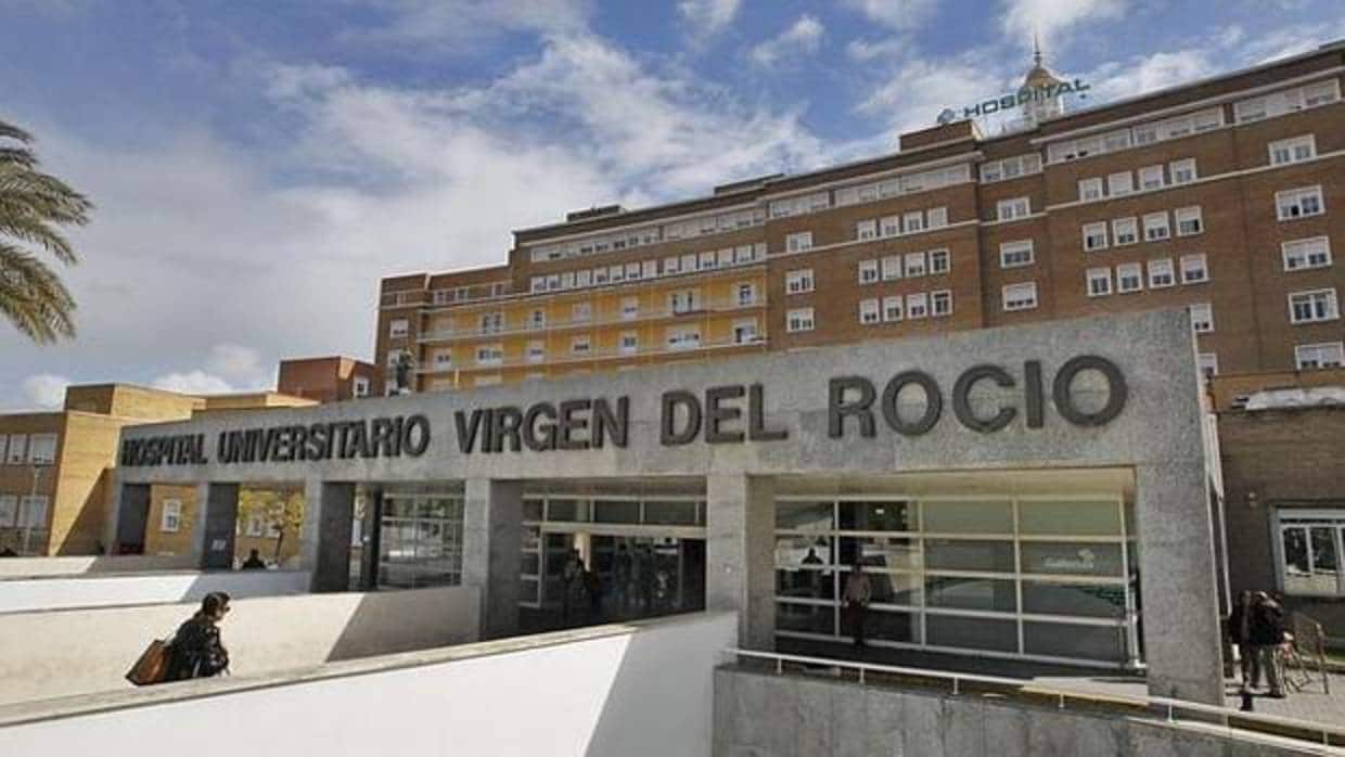 La pediatra trabaja en el hospital Virgen del Rocío