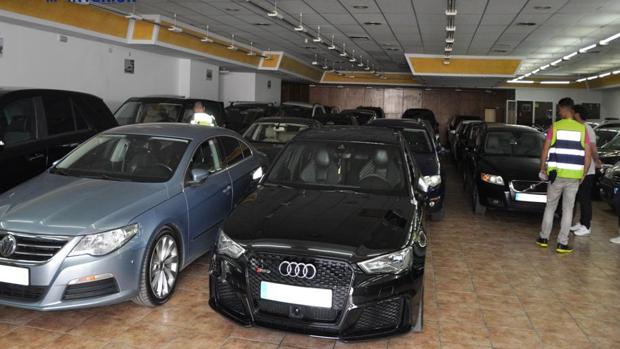 Desarticulada en Sevilla una organización criminal dedicada a la manipulación de cuentakilómetros