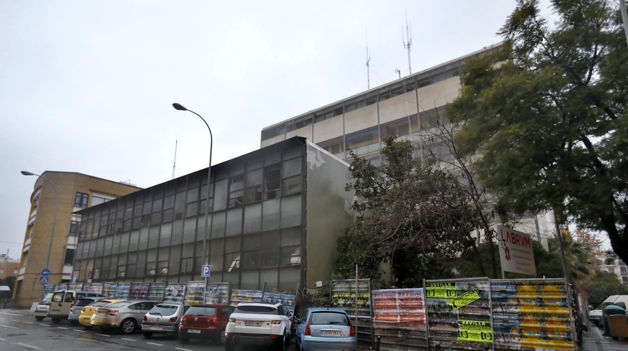 Edificio de la antigua comisaría de la plaza de la Gavidia, en el Centro