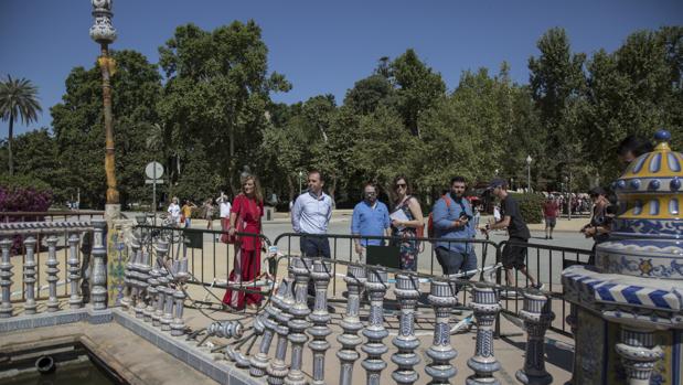 La agenda de desperfectos de la Plaza de España en Sevilla