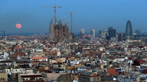 Barcelona es una de las ciudades españolas que registra más turismo cada año