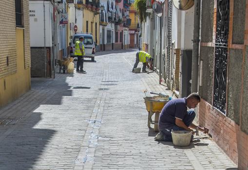 Se sigue avanzando en la calle Rodrigo de Triana