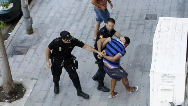 Uno de cada cuatro condenados por delitos menores en Sevilla es reincidente