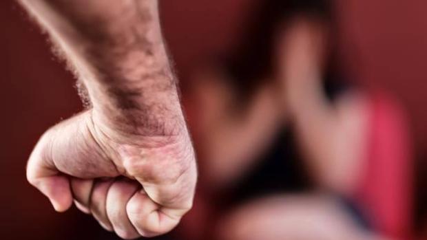 Más de 190 sevillanas recibieron atención psicológica del Instituto Andaluz de la Mujer por maltrato