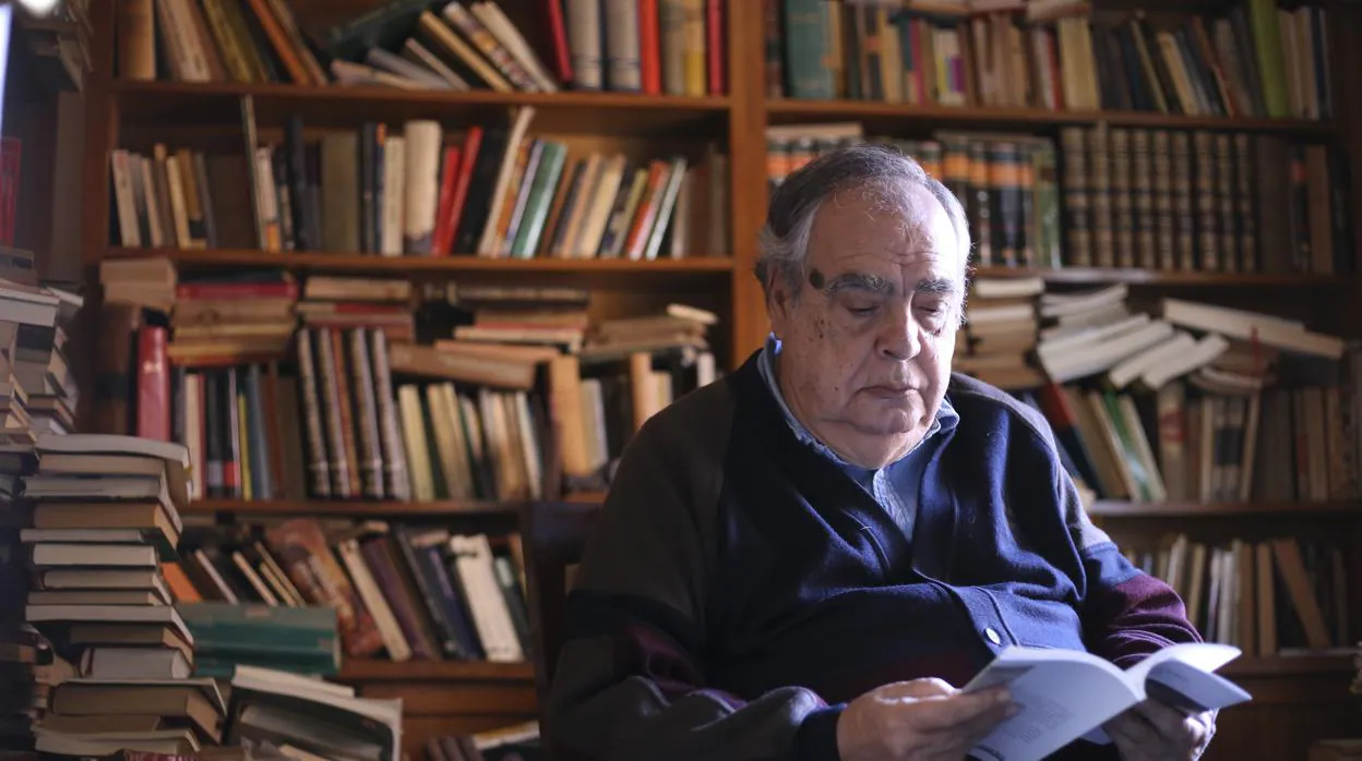 El escritor Julio Manuel de la Rosa, fallecido hace unos meses