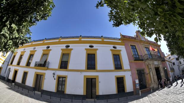 Espadas pide investigar la venta de la casa del Patio de Banderas