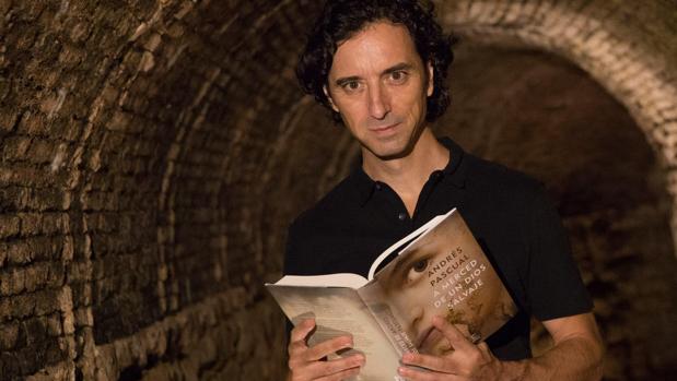 Un niño con epilepsia, «alma» del nuevo libro de Andrés Pascual