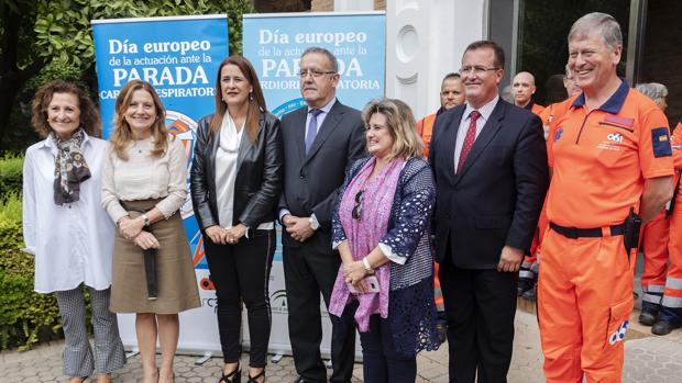 Unos 2.500 jóvenes sevillanos aprenden a realizar una reanimación cardiopulmonar (RCP)