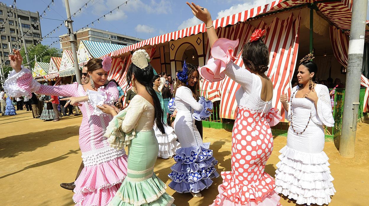 Flamencas en la Feria de Sevilla