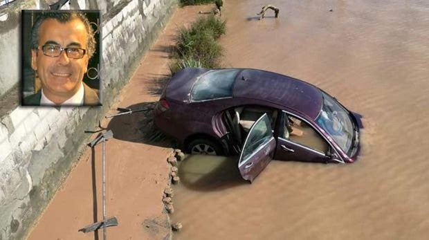 Rescatan al empresario Rafael Leflet tras caer con su coche al río Guadalquivir