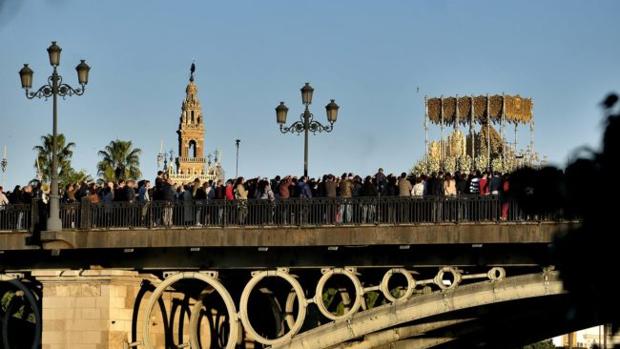 Esperanza de Triana, puente y aparte