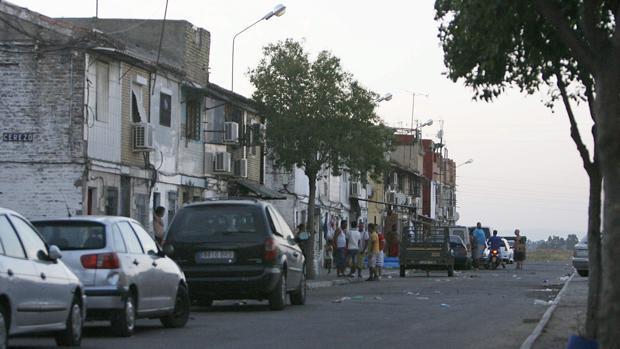 Se entrega a la Policía el hermano del agresor de una madre y su hijo de dos años en Torreblanca
