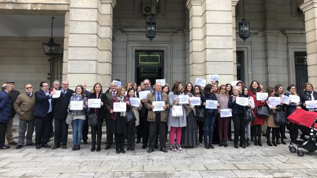 Los secretarios judiciales de Sevilla se quejan de que les va peor con este Gobierno