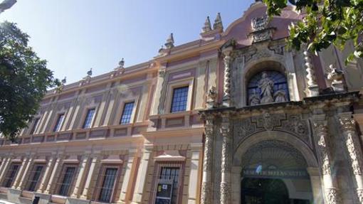 Entrada principal del museo de Bellas Artes de Sevilla