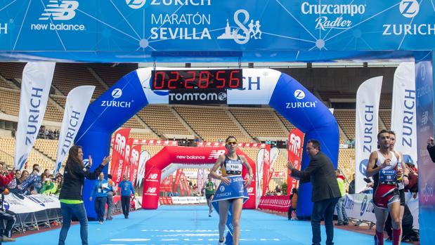 El cierre del Estadio Olímpico obliga al Ayuntamiento de Sevilla a cambiar la meta del Zúrich Maratón