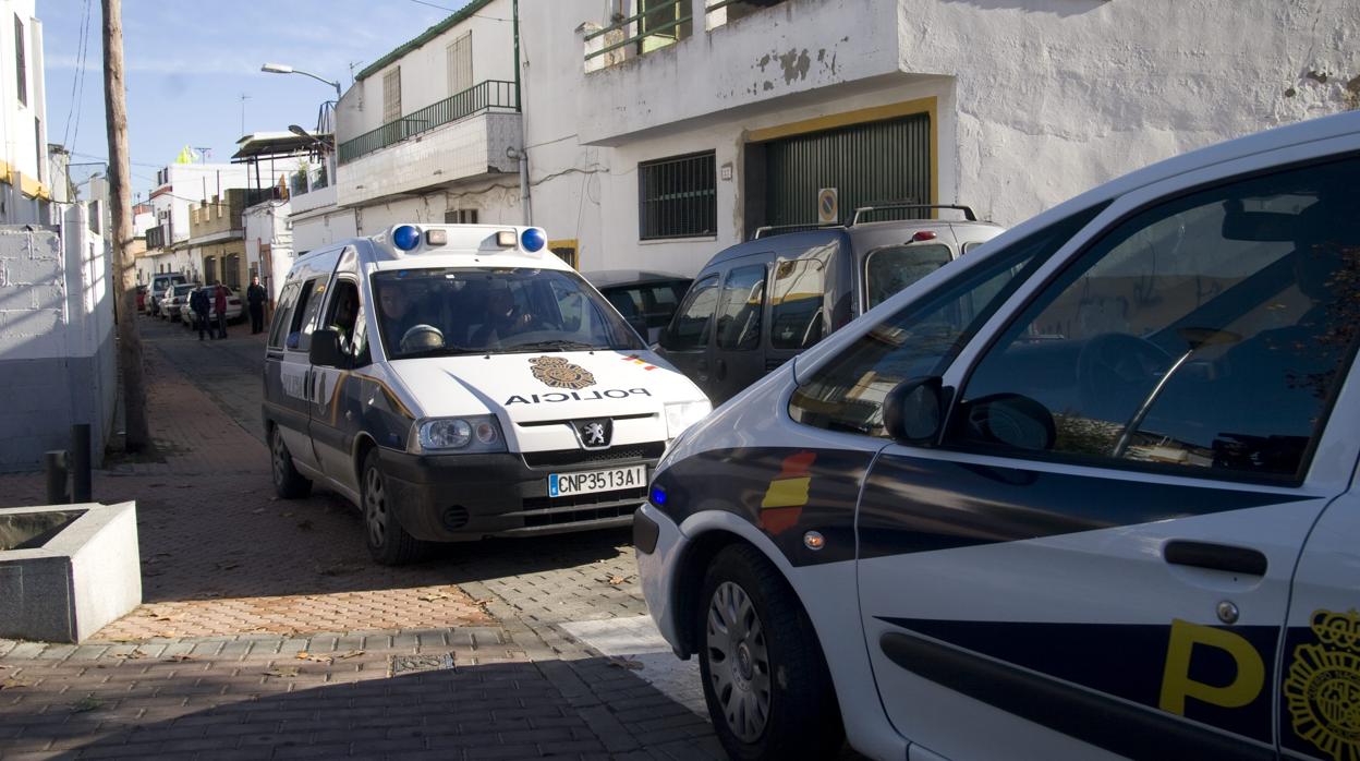 La Policía Nacional detuvo al atracador tras realizar labores de vigilancia en San Jerónimo