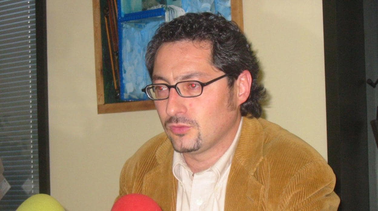 El portavoz del PSOE del Ayuntamiento de Dos Hermanas, Agustín Morón