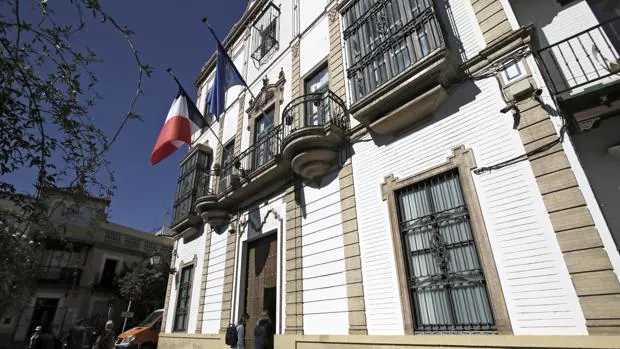 El Consulado de Francia cierra en agosto tras casi un siglo en Sevilla
