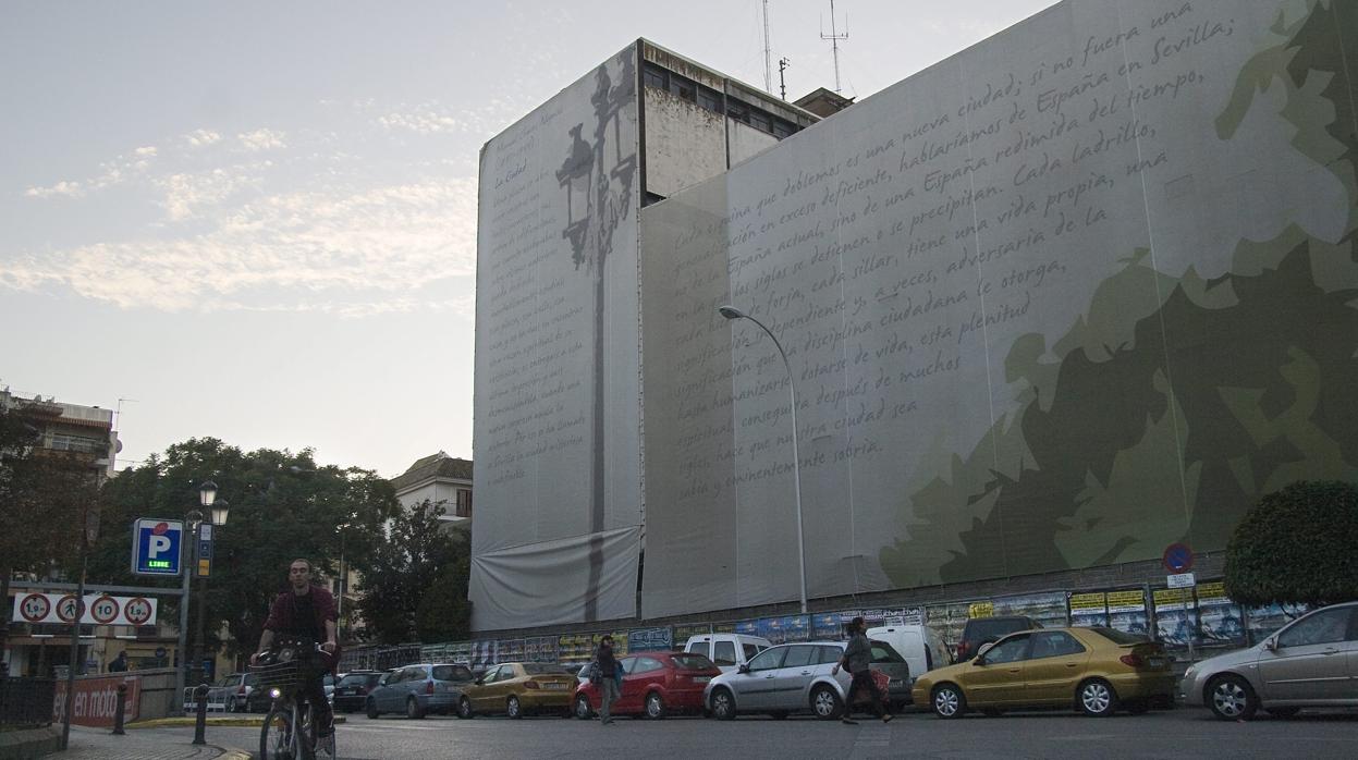 Edificio de la vieja comisaría de la Gavidia