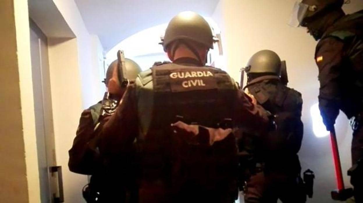 El agente sancionado pertenece al grupo de Rerserva y Seguridad con base en la Comandancia de Sevilla
