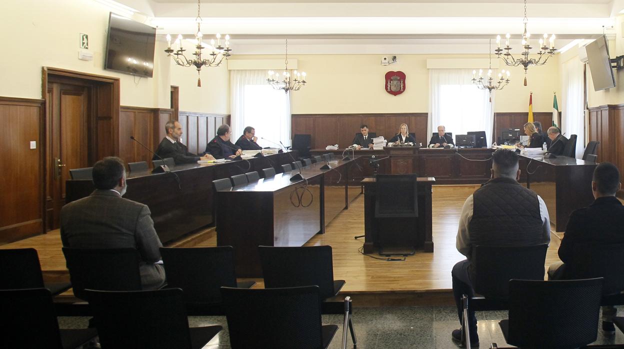 Juicio contra el exagente de la Policía Local en Sevilla