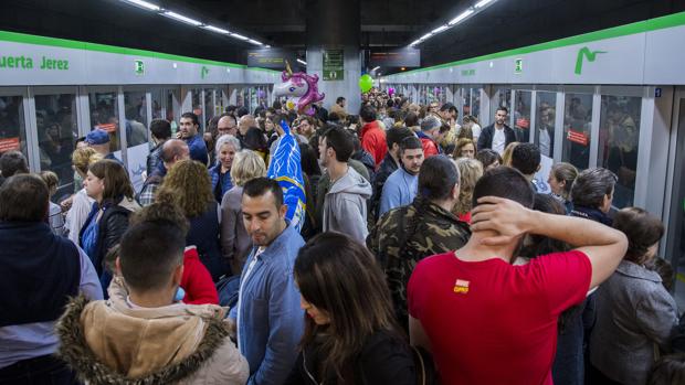 La plantilla del metro de Sevilla no hará huelga entre el sábado y el lunes