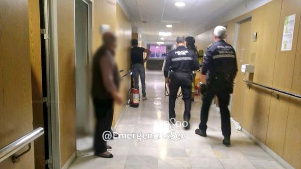 Registrado un conato de incendio en el Hospital Virgen Macarena de Sevilla al arder un colchón