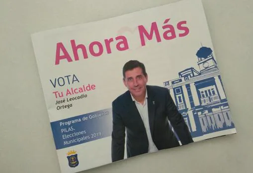 Cartel electoral del alcalde de Pilas, José Leocadio (PP)