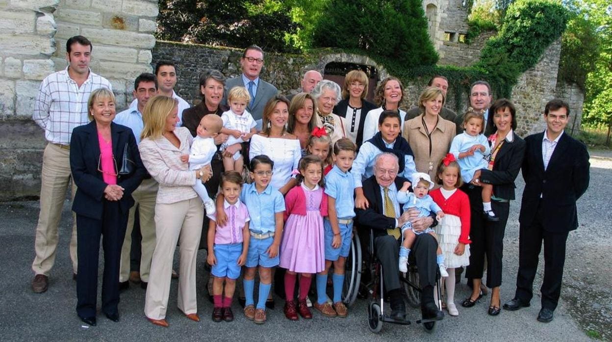 La familia Haurie en Francia durante las vacaciones en el municipio francés