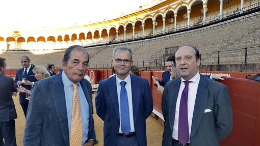 Antonio Miura, Alejandro Escamez y Joaquín Moeckel