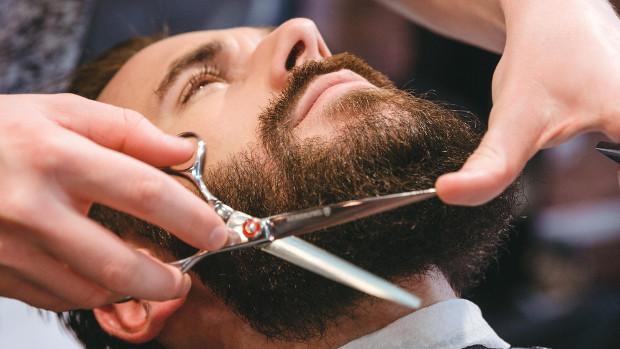 No pondrás tus barbas a remojar cuando descubras estas barberías de Sevilla