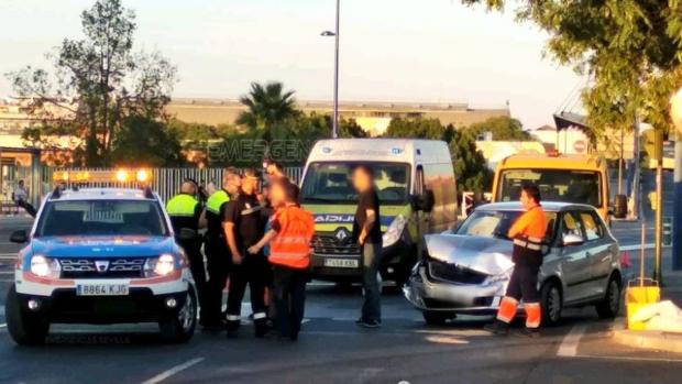 Dos accidentes de tráfico marcan la tarde del domingo en las carreteras de Sevilla