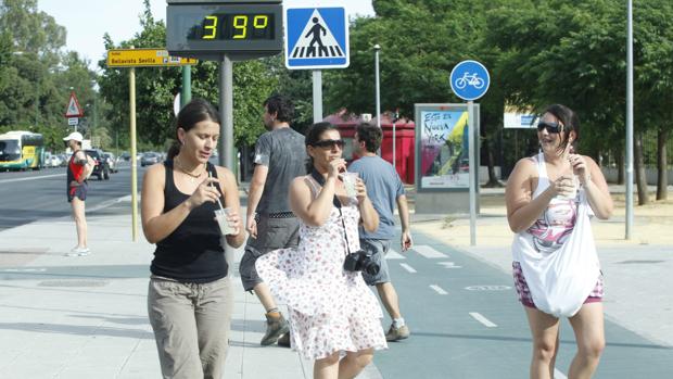 Tiempo en Sevilla: el calor llegó para quedarse