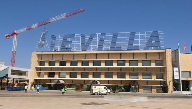 El aeropuerto pierde el cartel de Sevilla por la obra de ampliación