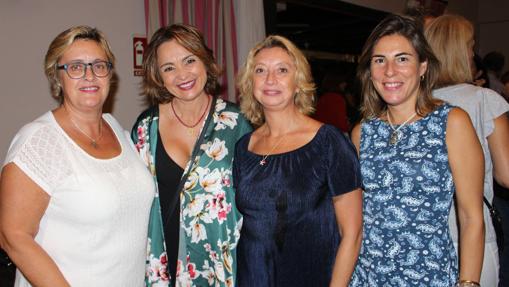 Rocío Cordero, Isabel Clérigo, Luisa García y Loreto Gómez Bastero