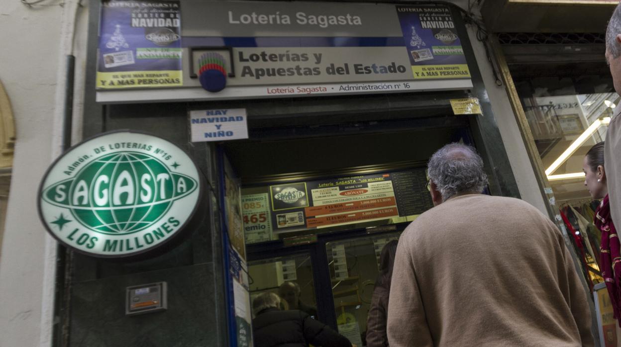 Imagen de archivo de la administración de lotería de la calle Sagasta