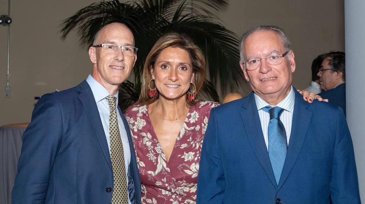 Manuel Contreras, Ana Delgado y Álvaro Ybarra