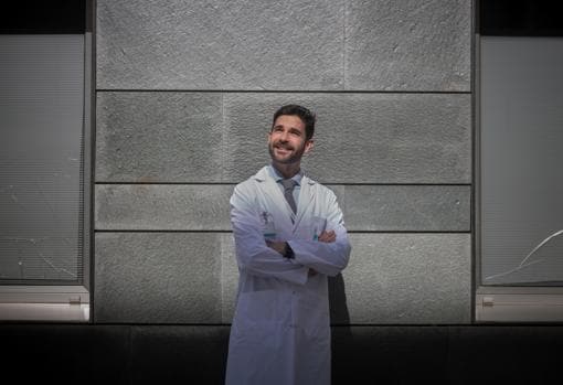 El doctor Alberto Aliaga, endocrino en Quirónsalud Sagrado Corazón
