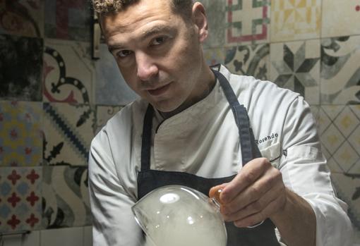 Jesús Rosendo practica cocina andaluza de autor, dando prioridad al producto