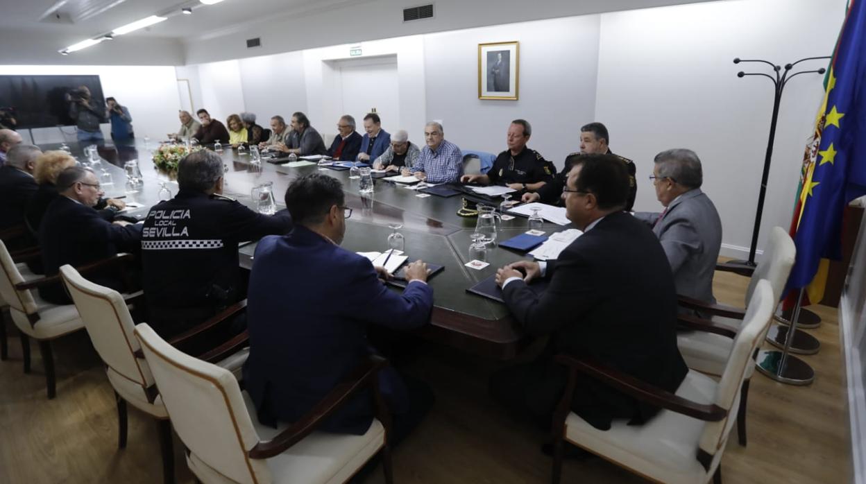 La reunión ha estado presidida por el subdelegado del Gobierno y el delegado de Gobernación