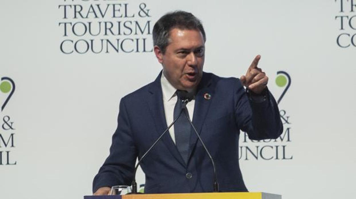 El alcalde de Sevilla, Juan Espadas