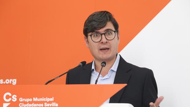 Ciudadanos denuncia el cierre parcial de las comisarías de cuatro distritos de Sevilla