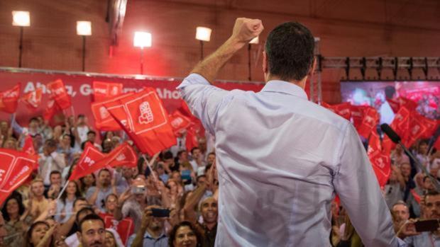 Sánchez arranca en Sevilla intentando que cale el mensaje de que solo el PSOE podrá formar Gobierno