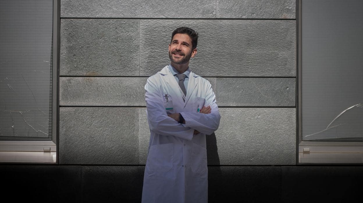 El doctor Alberto Aliaga, endocrino en Quirónsalud Sagrado Corazón