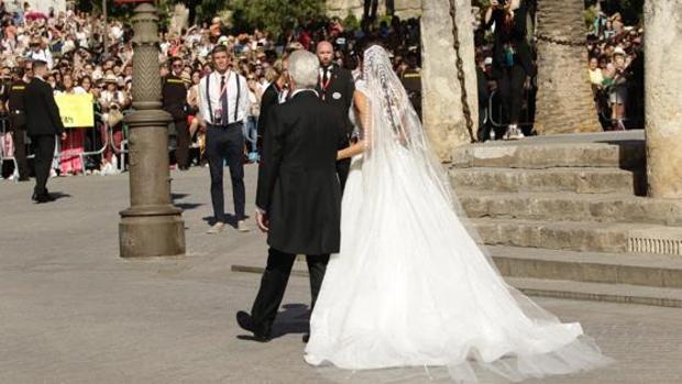 El vicario de Sevilla sobre las bodas: «Algunas celebraciones son impropias»