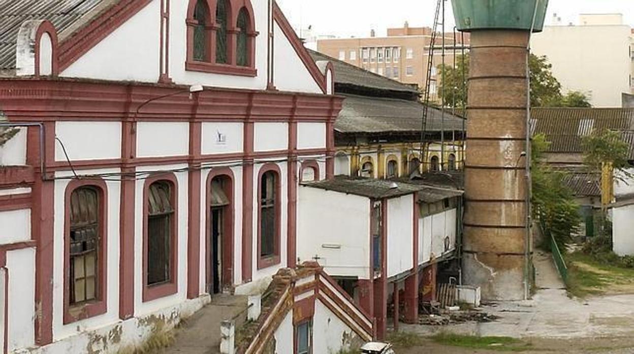 La Antigua Fábrica de Vidrios La Trinidad, ubicada en la avenida de Miraflores