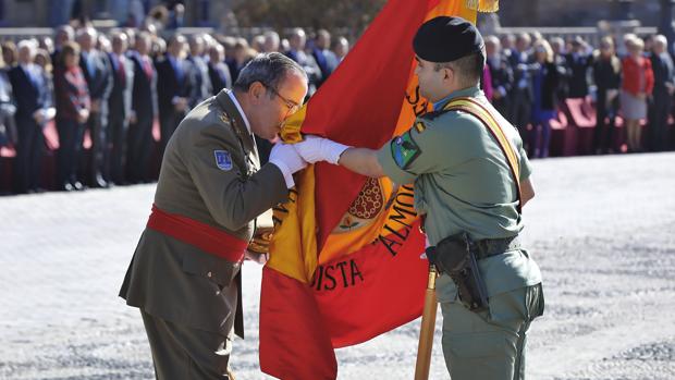 La despedida del jefe de la Fuerza Terrestre deja vacante un puesto clave del Ejército