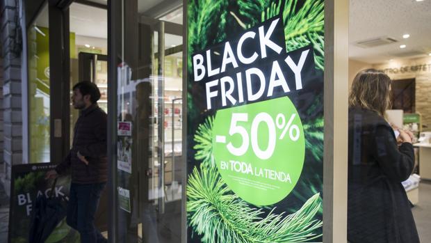 Hasta el 80% de rebaja en el Black Friday del comercio sevillano