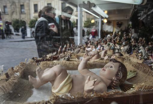 Un expositor de la Feria del Belén en Sevilla