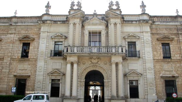 Antiguos alumnos, la mejor credencial para la Universidad